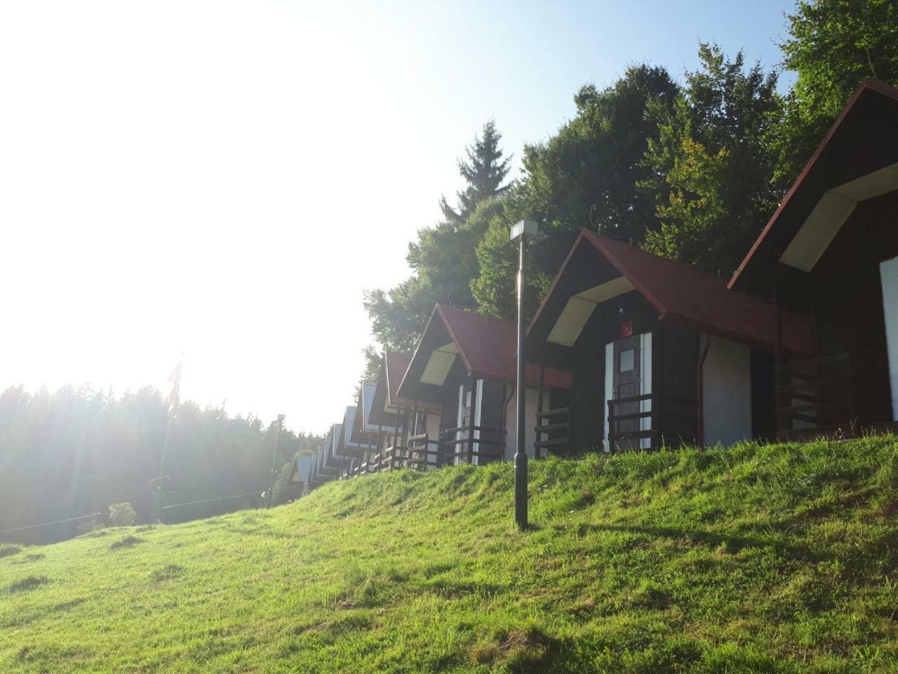 Olivin Kytlice Hiker Huts Hotell Exteriör bild