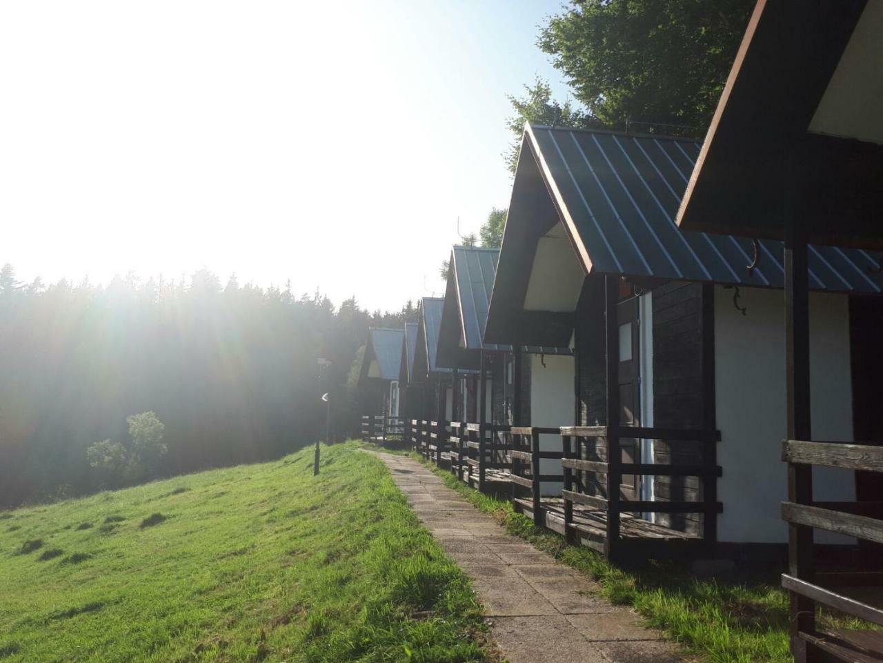 Olivin Kytlice Hiker Huts Hotell Exteriör bild